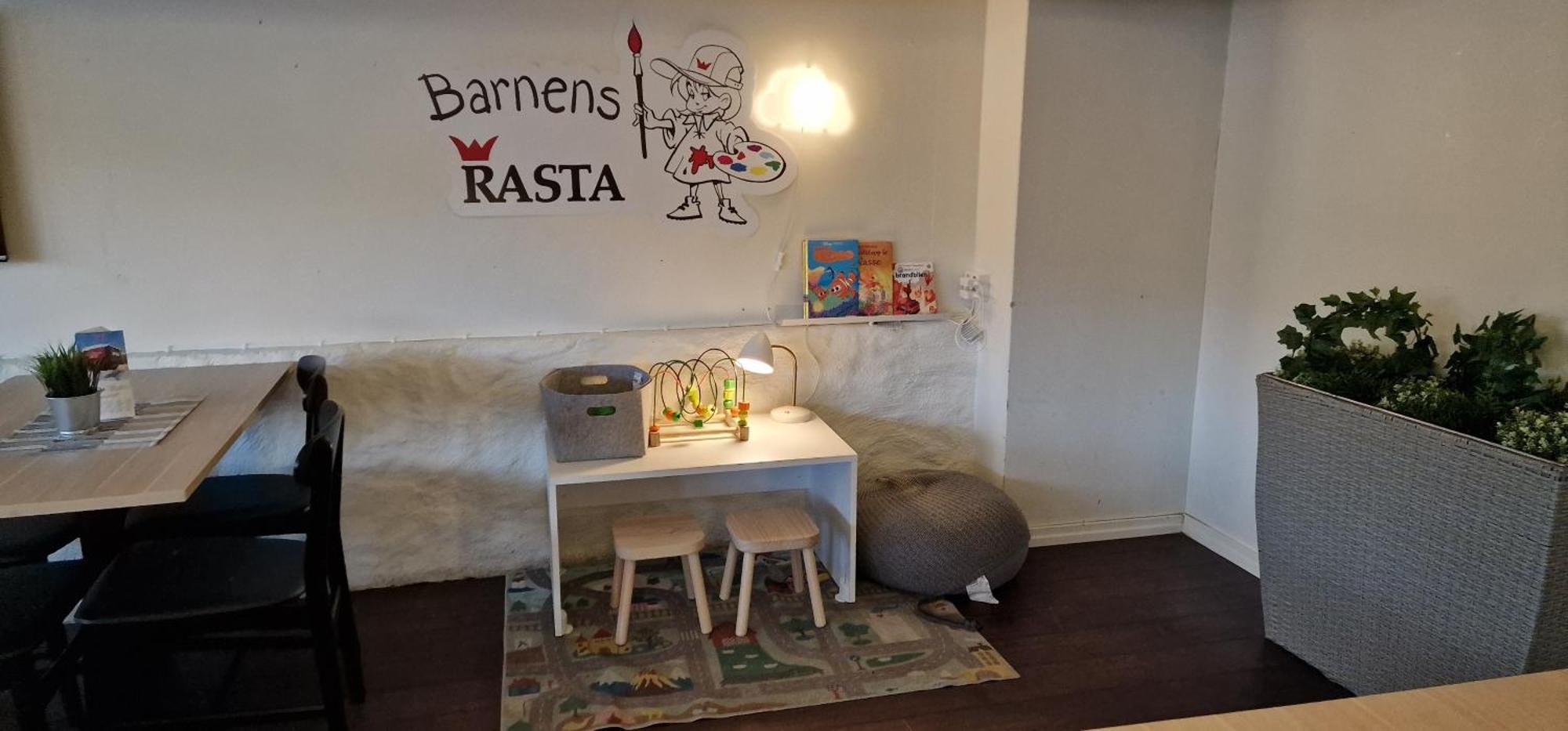 Rasta Grums Buitenkant foto